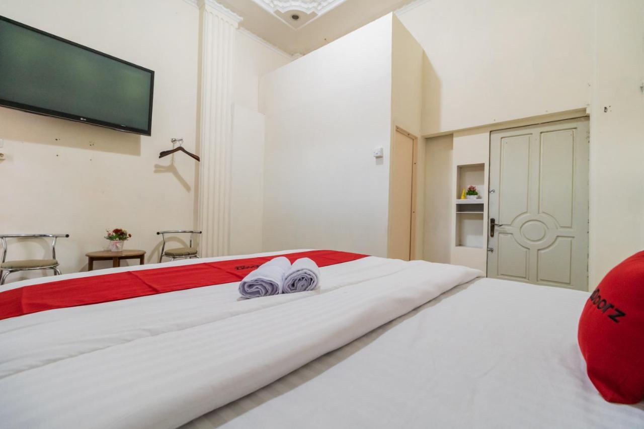 Reddoorz Syariah Near Pasar Aur Kuning Hotel Bukittinggi Exterior foto